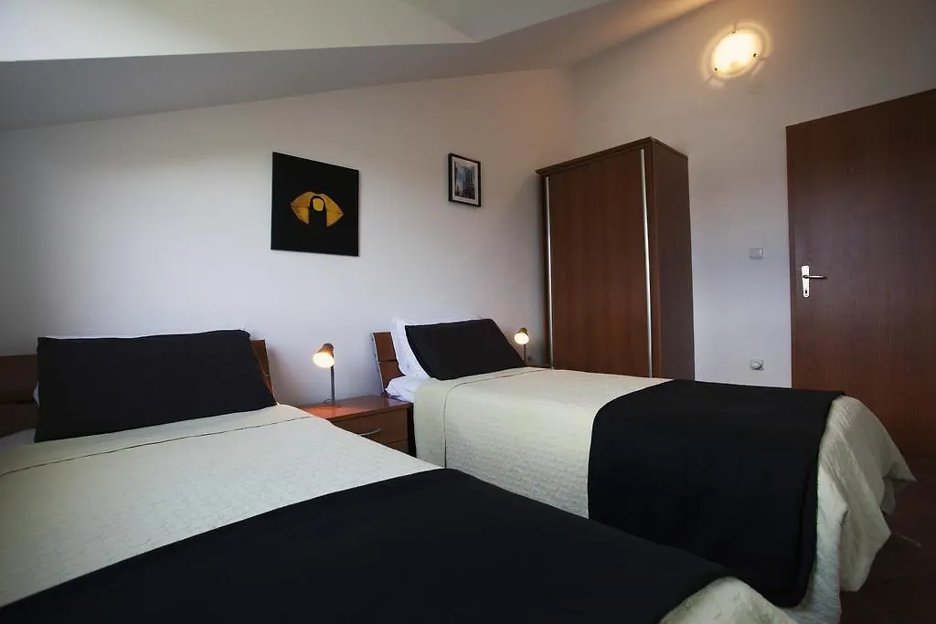 Penthouse Paulina - Large Sunny Terrace - Seaview - 250M To Beach And Restaurants - Free Parking - Trogir And Ciovo - 15 Minutes To Airport Kroatien